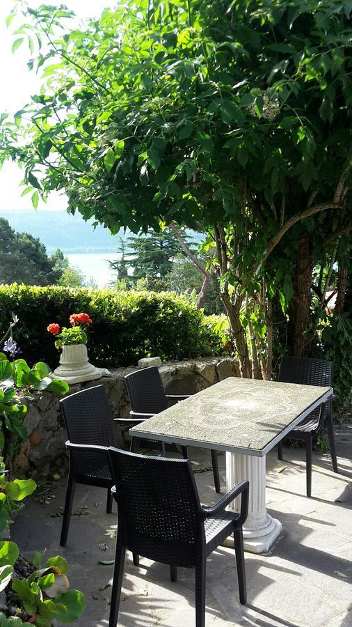 Bed&Breakfast "Fiorella" Sul Lago Castel Gandolfo Exterior foto