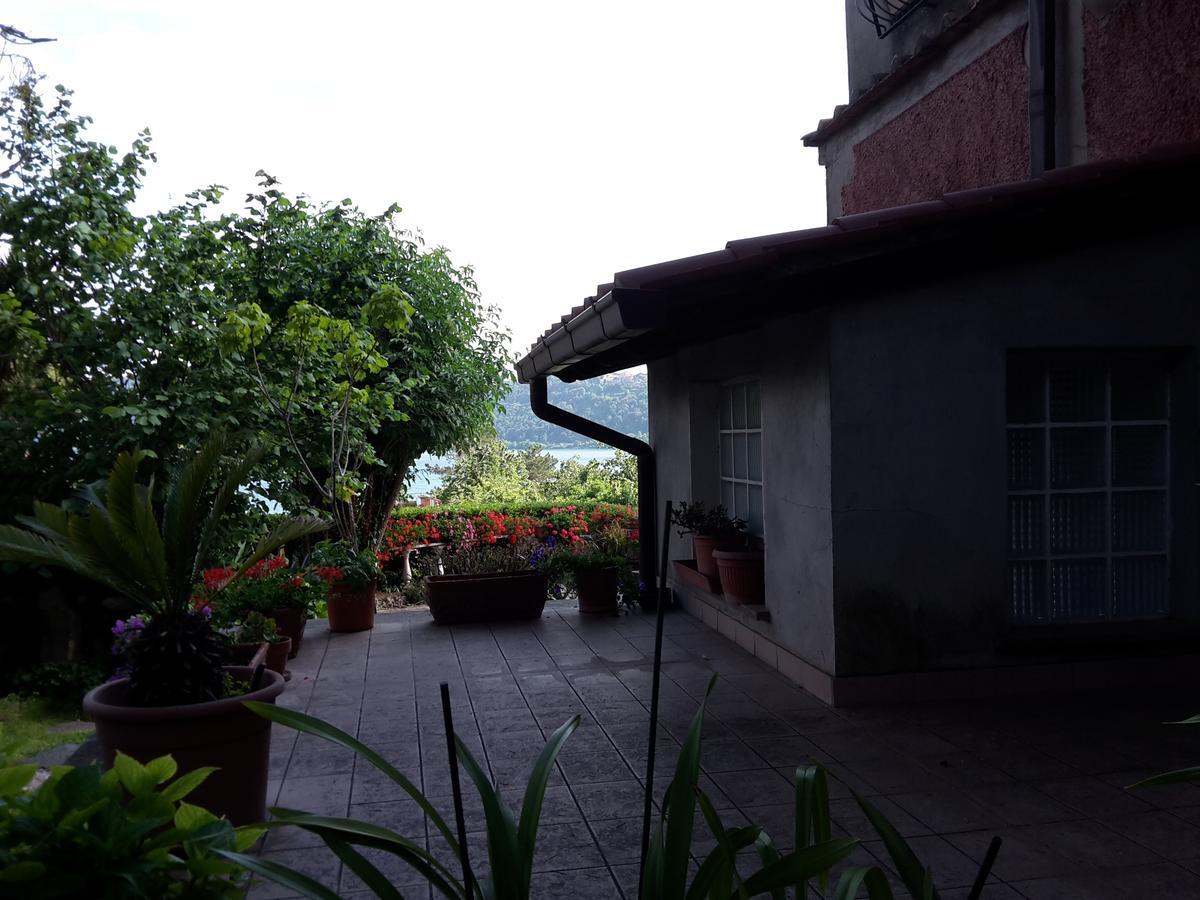 Bed&Breakfast "Fiorella" Sul Lago Castel Gandolfo Exterior foto