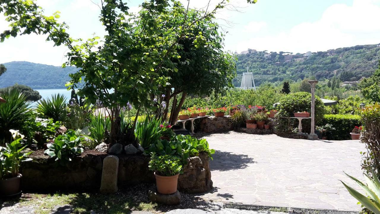 Bed&Breakfast "Fiorella" Sul Lago Castel Gandolfo Exterior foto